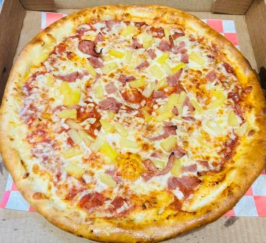 Hawaiian Pizza - Pizza Hawaiana.