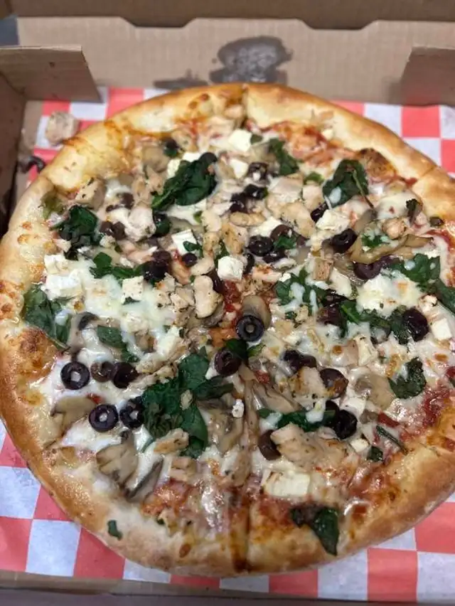 Greek Chicken Pizza - Pizza Griega de Pollo.