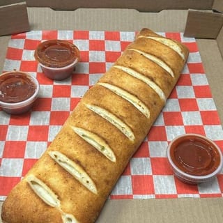 Veggie Lovers Stromboli - Stromboli Vegetariano